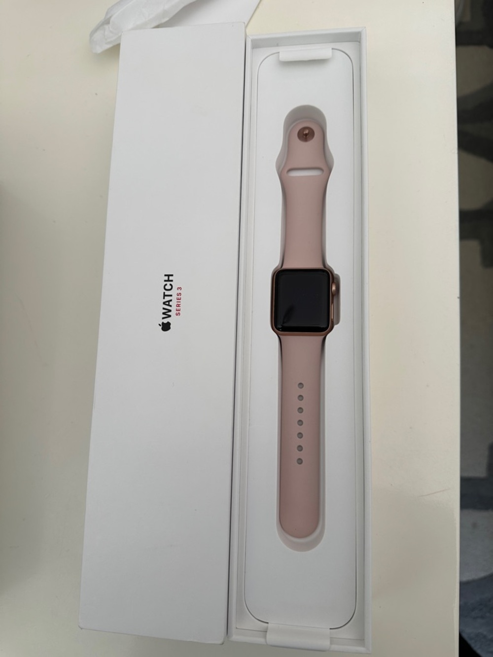 Apple Watch Series 3 Rose Gold Case with Pink Sport Band